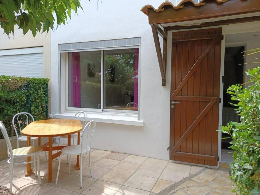 Entre Mer Et Garrigue Saint-Pierre-la-Mer  Exterior photo