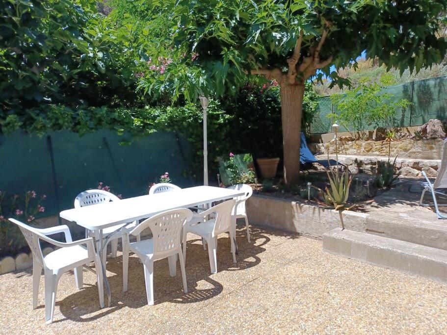 Entre Mer Et Garrigue Saint-Pierre-la-Mer  Exterior photo