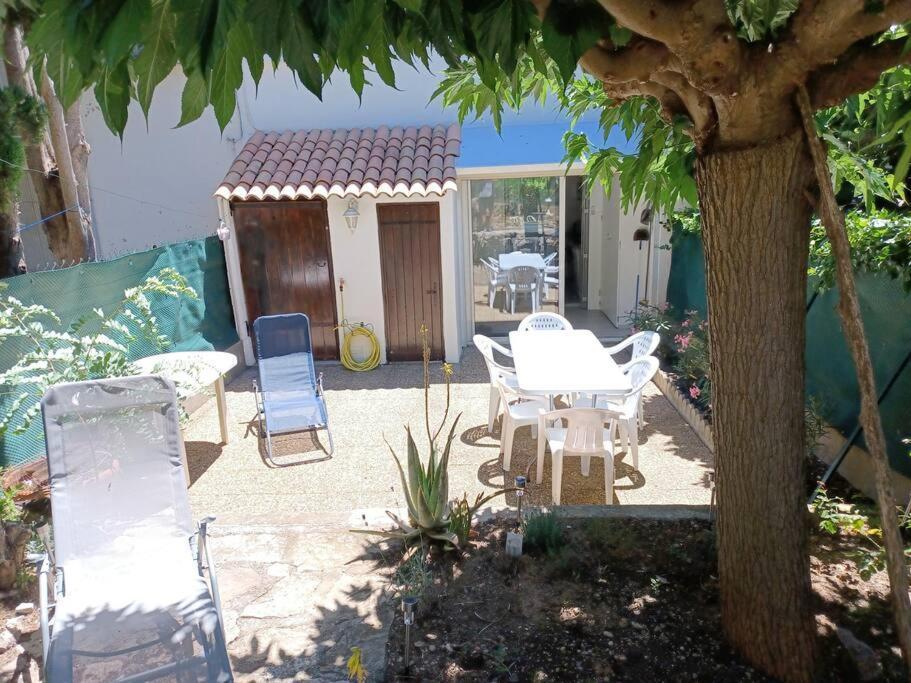 Entre Mer Et Garrigue Saint-Pierre-la-Mer  Exterior photo
