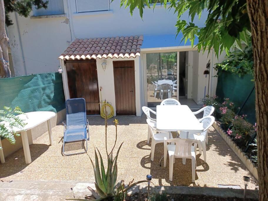 Entre Mer Et Garrigue Saint-Pierre-la-Mer  Exterior photo